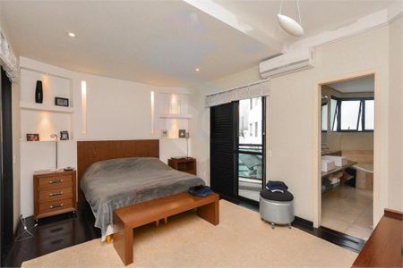 Apartamento à venda com 2 quartos, 136m² em Jardim Paulistano, São Paulo
