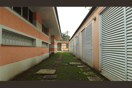 Casa à venda com 520m², 4 quartos e 3 vagas