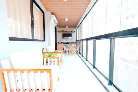 Apartamento à venda com 70m², 2 quartos e 1 vaga