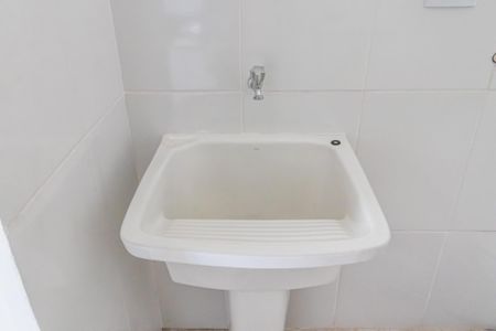 Studio para alugar com 40m², 1 quarto e sem vaga Studio para alugar com 40m², 1 quarto e sem vagaCozinha e Área de Serviço