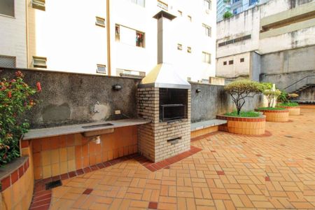 Apartamento à venda com 100m², 3 quartos e 2 vagasÁrea comum - Churrasqueira