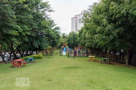 Apartamento à venda com 74m², 3 quartos e 1 vaga Apartamento à venda com 74m², 3 quartos e 1 vagaÁrea comum