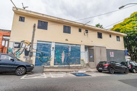 Studio para alugar com 40m², 1 quarto e sem vaga Studio para alugar com 40m², 1 quarto e sem vagaFachada