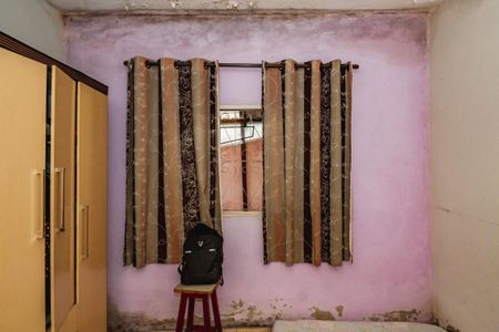 Quarto 1 de casa para alugar com 2 quartos, 120m² em Letícia, Belo Horizonte