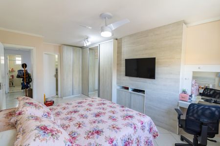 Casa à venda com 162m², 3 quartos e 2 vagas Casa à venda com 162m², 3 quartos e 2 vagasSuíte