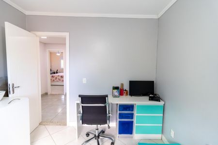 Casa à venda com 162m², 3 quartos e 2 vagas Casa à venda com 162m², 3 quartos e 2 vagasQuarto 2