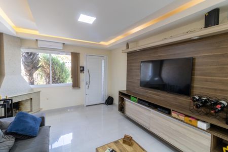 Casa à venda com 162m², 3 quartos e 2 vagas Casa à venda com 162m², 3 quartos e 2 vagasSala