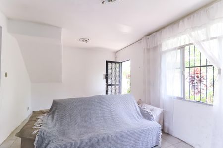 Sala de casa para alugar com 2 quartos, 65m² em Piedade, Rio de Janeiro