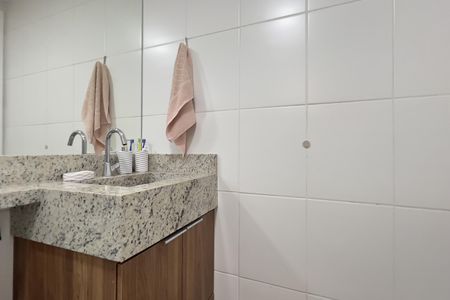 Apartamento à venda com 62m², 3 quartos e 1 vaga Apartamento à venda com 62m², 3 quartos e 1 vagaBanheiro da Suíte