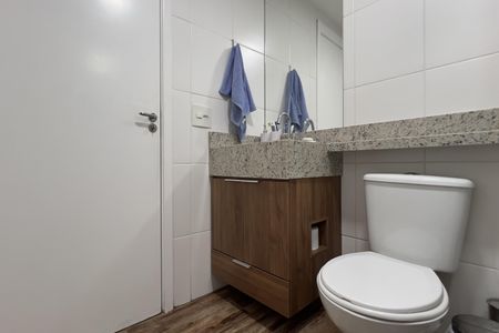 Apartamento à venda com 62m², 3 quartos e 1 vaga Apartamento à venda com 62m², 3 quartos e 1 vagaBanheiro