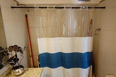 Apartamento à venda com 180m², 2 quartos e 2 vagas Apartamento à venda com 180m², 2 quartos e 2 vagasBanheiro da Cobertura