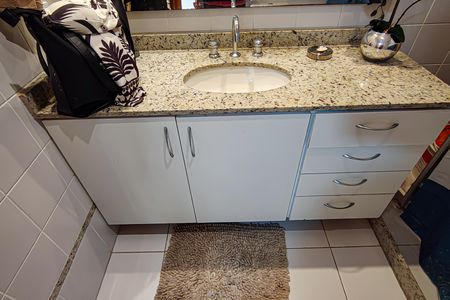 Apartamento à venda com 180m², 2 quartos e 2 vagas Apartamento à venda com 180m², 2 quartos e 2 vagasBanheiro da Cobertura