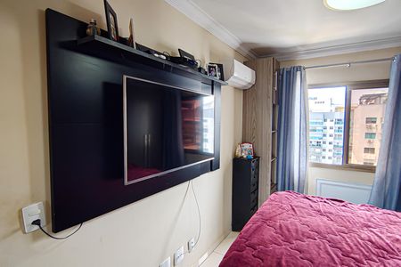 Apartamento à venda com 180m², 2 quartos e 2 vagas Apartamento à venda com 180m², 2 quartos e 2 vagasSuíte