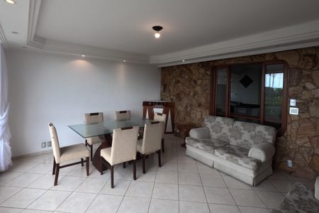 Apartamento para alugar com 148m², 3 quartos e 1 vagaSala