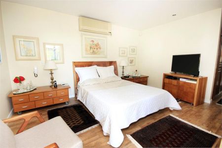 Casa à venda com 5 quartos, 800m² em Jardim dos Estados, São Paulo