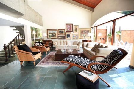 Casa à venda com 5 quartos, 800m² em Jardim dos Estados, São Paulo