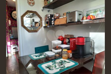 Casa à venda com 4 quartos, 513m² em Chácara Monte Alegre, São Paulo