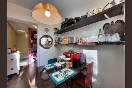 Casa à venda com 4 quartos, 513m² em Chácara Monte Alegre, São Paulo