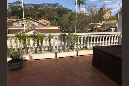 Casa à venda com 4 quartos, 489m² em Santo Amaro, São Paulo