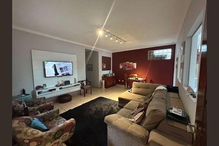 Casa à venda com 2 quartos, 200m² em Jardim Ivana, São Paulo