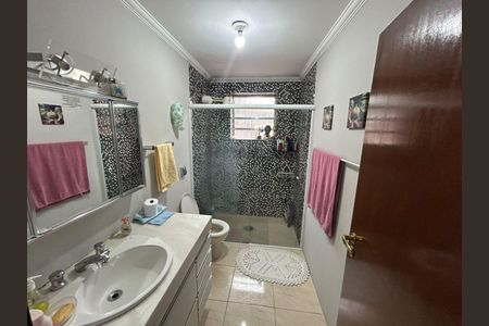 Casa à venda com 2 quartos, 200m² em Jardim Ivana, São Paulo