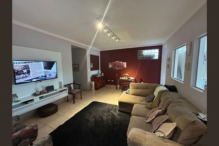 Casa à venda com 2 quartos, 200m² em Jardim Ivana, São Paulo