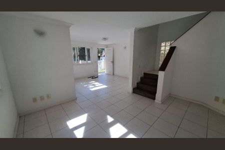 Casa à venda com 3 quartos, 150m² em Piratininga, Niterói