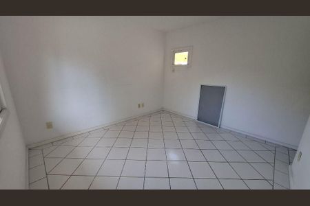 Casa à venda com 3 quartos, 150m² em Piratininga, Niterói