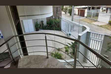 Casa à venda com 5 quartos, 391m² em Itaipu, Niterói