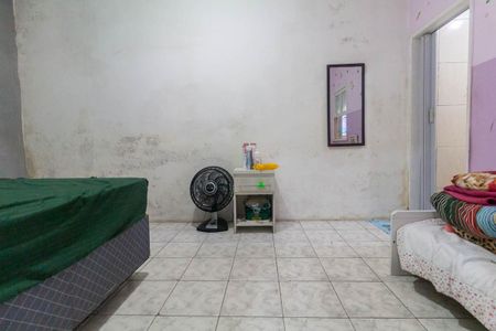 Casa à venda com 148m², 3 quartos e 2 vagas Casa à venda com 148m², 3 quartos e 2 vagasCasa 2: Quarto 1