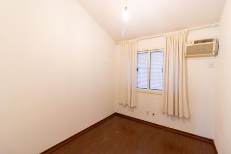 Casa de condomínio à venda com 99m², 2 quartos e 2 vagas Casa de condomínio à venda com 99m², 2 quartos e 2 vagasQuarto