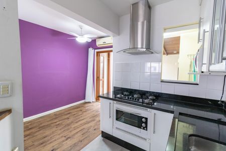 Casa de condomínio à venda com 99m², 2 quartos e 2 vagas Casa de condomínio à venda com 99m², 2 quartos e 2 vagasCozinha