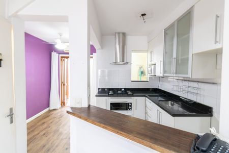 Casa de condomínio à venda com 99m², 2 quartos e 2 vagas Casa de condomínio à venda com 99m², 2 quartos e 2 vagasCozinha