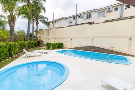 Casa de condomínio à venda com 99m², 2 quartos e 2 vagas Casa de condomínio à venda com 99m², 2 quartos e 2 vagasÁrea comum - Piscina