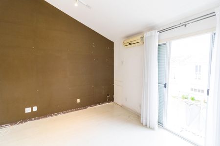 Casa de condomínio à venda com 99m², 2 quartos e 2 vagas Casa de condomínio à venda com 99m², 2 quartos e 2 vagasSuíte