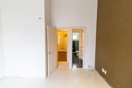 Casa de condomínio à venda com 99m², 2 quartos e 2 vagas Casa de condomínio à venda com 99m², 2 quartos e 2 vagasSuíte