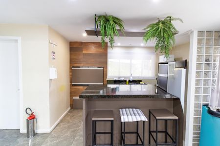 Casa de condomínio à venda com 99m², 2 quartos e 2 vagas Casa de condomínio à venda com 99m², 2 quartos e 2 vagasÁrea comum - Salão de festas