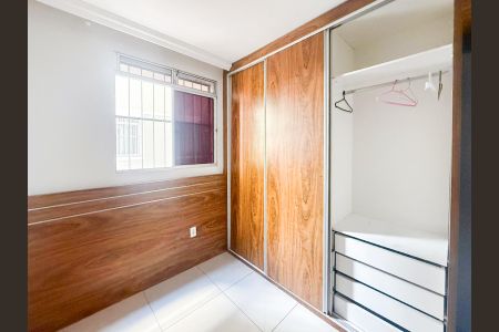 Quarto 1 de apartamento à venda com 2 quartos, 55m² em Camargos, Belo Horizonte