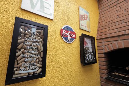 Casa à venda com 131m², 3 quartos e 2 vagasÁrea comum - Churrasqueira