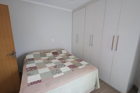 Casa à venda com 131m², 3 quartos e 2 vagasSuíte