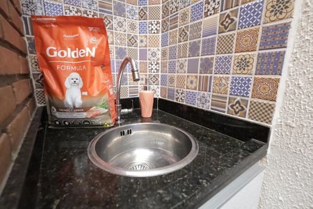 Casa à venda com 131m², 3 quartos e 2 vagasÁrea comum - Churrasqueira