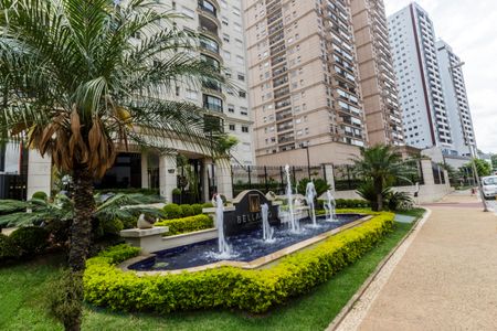 Apartamento à venda com 96m², 2 quartos e 3 vagasFachada