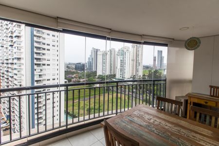 Apartamento à venda com 96m², 2 quartos e 3 vagasVaranda gourmet