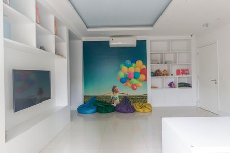 Apartamento à venda com 96m², 2 quartos e 3 vagasÁrea comum