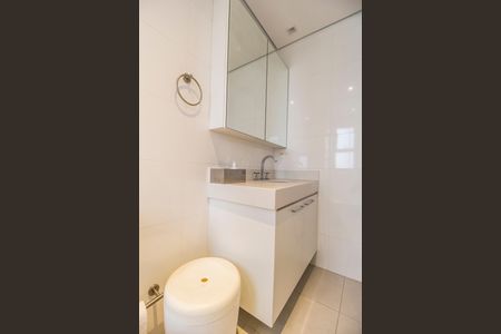 Apartamento à venda com 96m², 2 quartos e 3 vagasBanheiro da Suíte 2