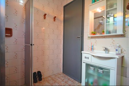 Casa à venda com 90m², 3 quartos e 1 vagaBanheiro