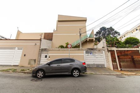 Casa de condomínio à venda com 70m², 2 quartos e 1 vaga Casa de condomínio à venda com 70m², 2 quartos e 1 vagaFachada + Placa