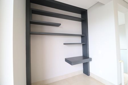 Casa para alugar com 435m², 4 quartos e 4 vagasHall Quartos