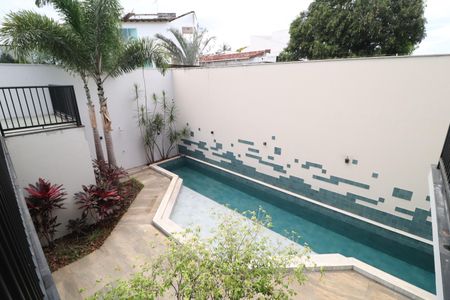 Casa para alugar com 435m², 4 quartos e 4 vagasTerraço