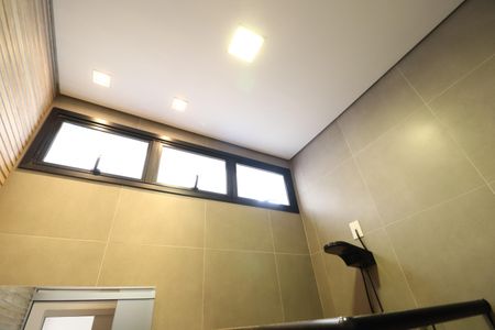 Casa para alugar com 435m², 4 quartos e 4 vagasBanheiro do Quarto 1